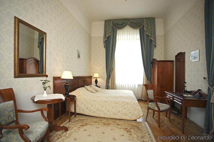 Ostoya Palace Hotel Krasków Rom bilde